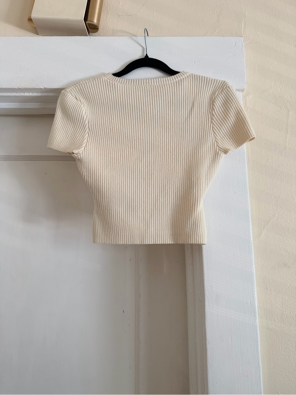 Cropped Ribbed Button-Up Top in Cream - Picture 2 of 3